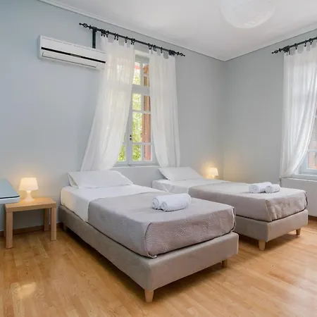 Cornelia's Garden Historic At Chania Center * 干尼亞