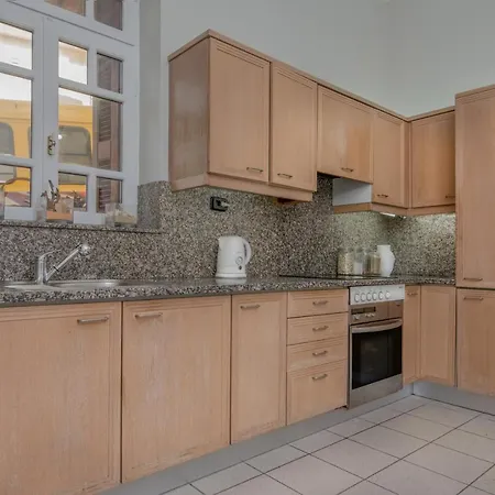 Cornelia's Garden Historic At Chania Center Dom wakacyjny *