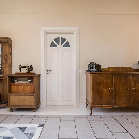 Cornelia's Garden Historic At Chania Center 度假居